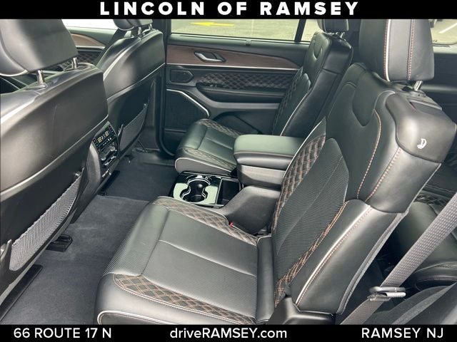 2023 Jeep Grand Cherokee L Summit