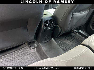 2022 Ford Escape Hybrid SE
