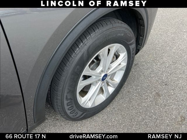 2022 Ford Escape Hybrid SE
