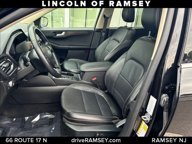 2020 Ford Escape Hybrid Titanium