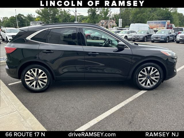 2020 Ford Escape Hybrid Titanium