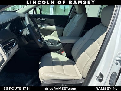 2022 Cadillac XT4 Luxury