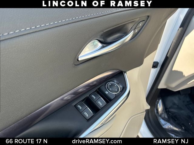 2022 Cadillac XT4 Luxury