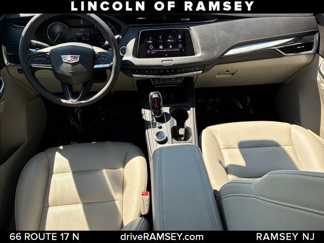 2022 Cadillac XT4 Luxury
