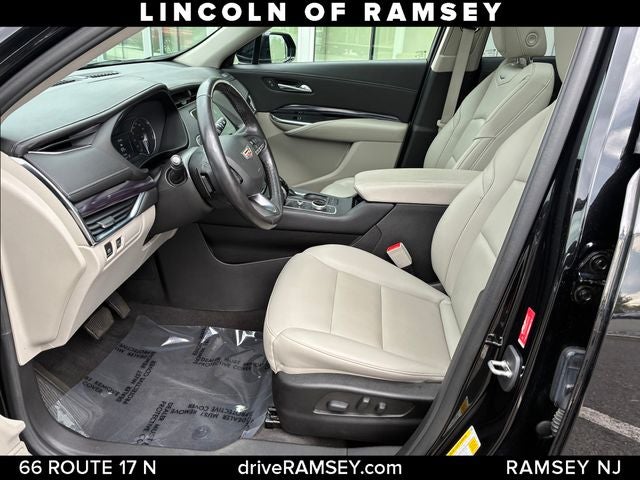 2023 Cadillac XT4 Luxury