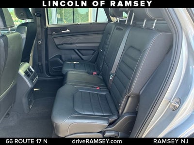 2023 Volkswagen Atlas Cross Sport 3.6L V6 SEL Premium R-Line