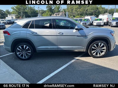 2023 Volkswagen Atlas Cross Sport 3.6L V6 SEL Premium R-Line