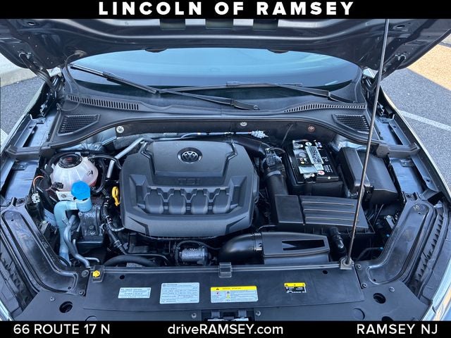 2021 Volkswagen Passat 2.0T R-Line