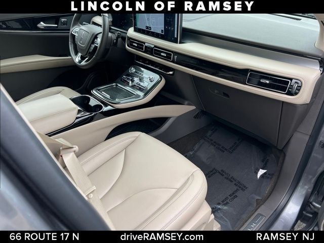 2023 Lincoln Nautilus Standard