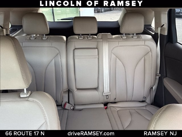 2022 Lincoln Nautilus Standard