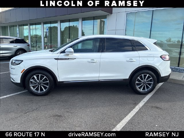 2022 Lincoln Nautilus Standard