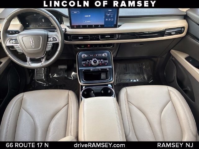 2022 Lincoln Nautilus Standard