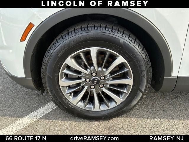 2023 Lincoln Nautilus Standard