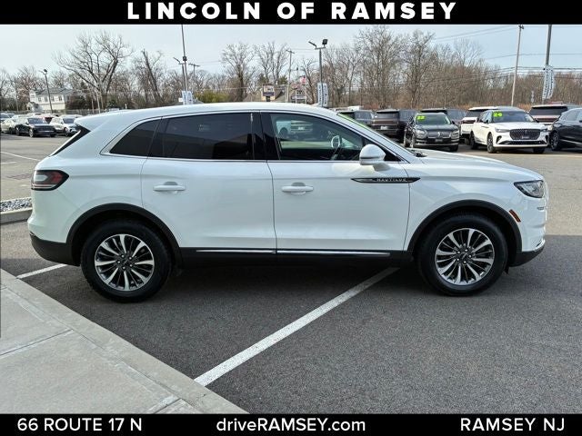 2023 Lincoln Nautilus Standard