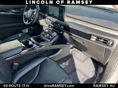 2023 Lincoln Nautilus Standard