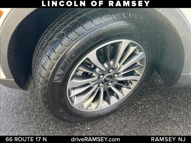 2023 Lincoln Nautilus Standard