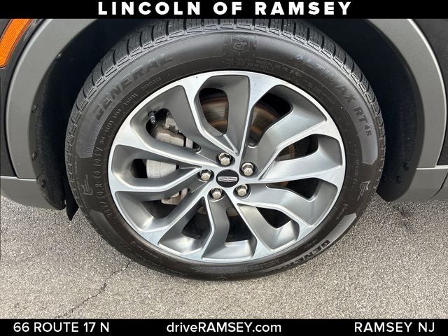 2022 Lincoln Nautilus Reserve