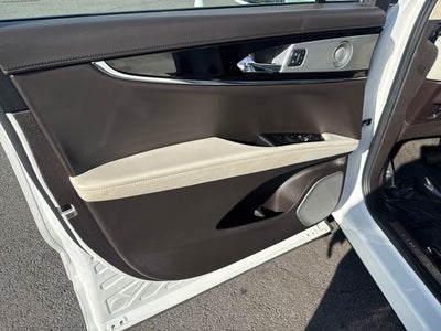 2022 Lincoln Nautilus Black Label