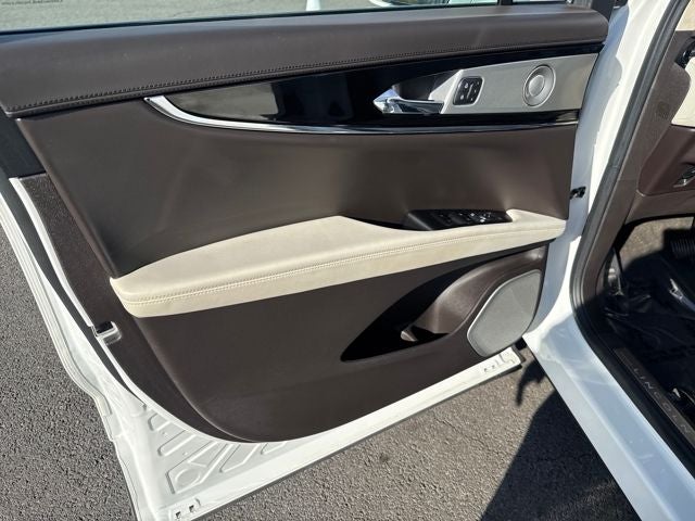 2022 Lincoln Nautilus Black Label