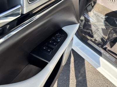 2022 Lincoln Nautilus Black Label