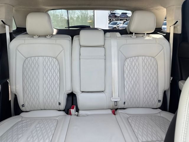 2022 Lincoln Nautilus Black Label