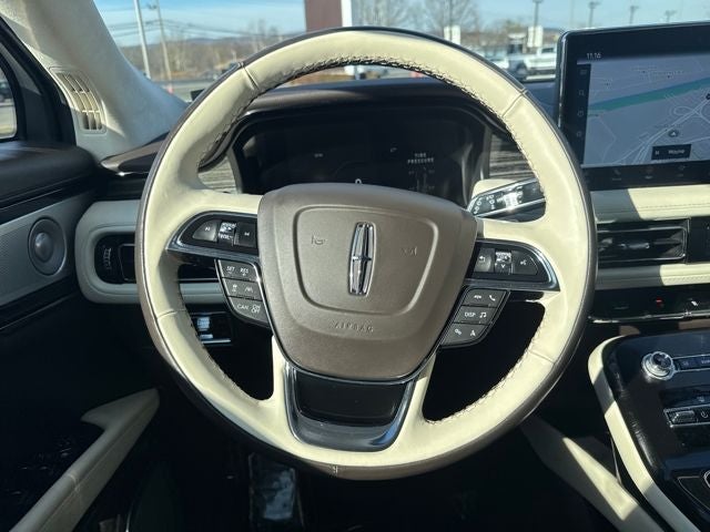 2022 Lincoln Nautilus Black Label