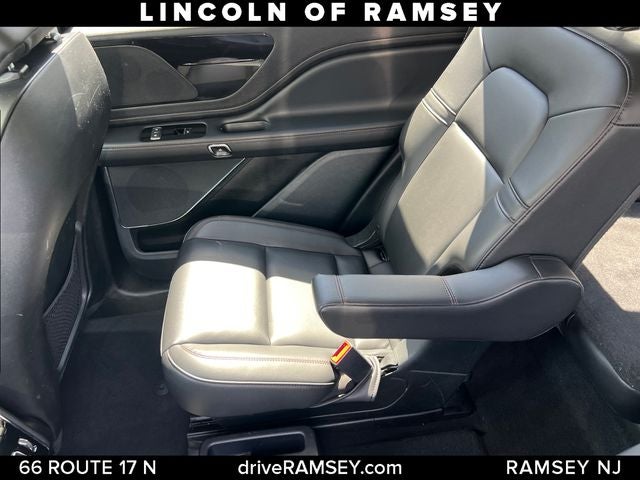 2023 Lincoln Aviator Standard