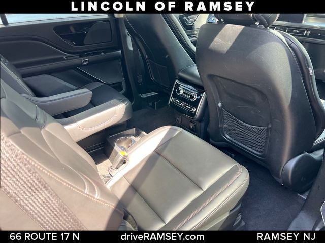 2023 Lincoln Aviator Standard