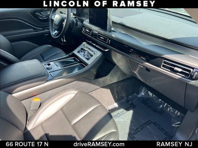2023 Lincoln Aviator Standard