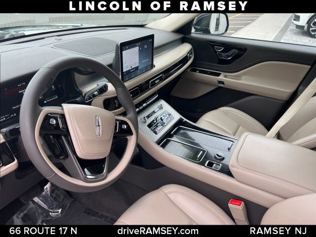 2023 Lincoln Aviator Standard