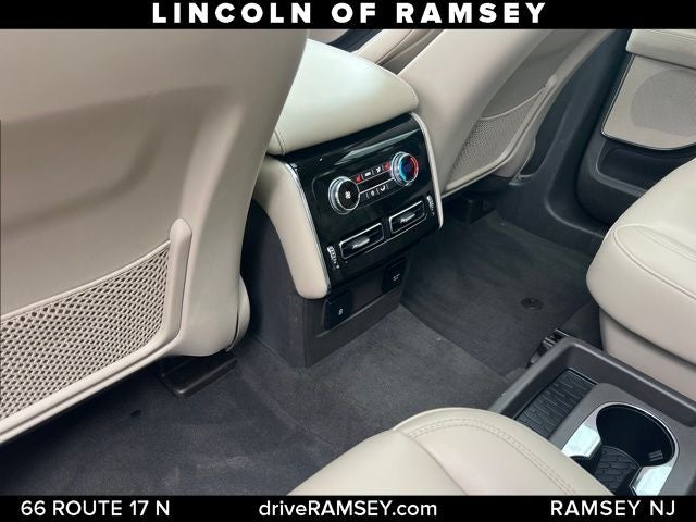 2023 Lincoln Aviator Standard