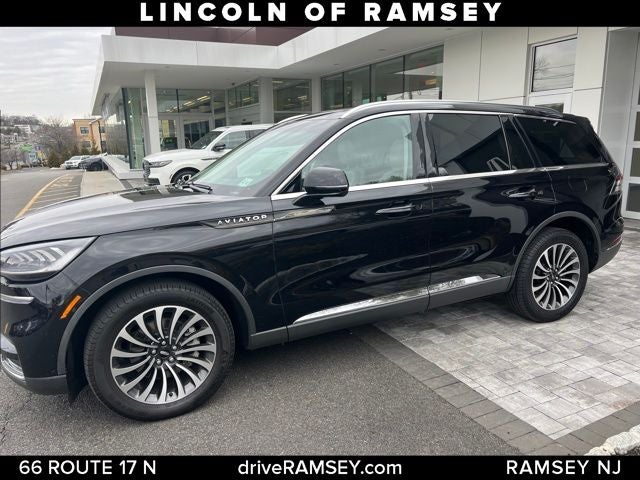 2023 Lincoln Aviator Standard