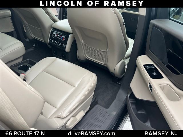 2023 Lincoln Aviator Standard