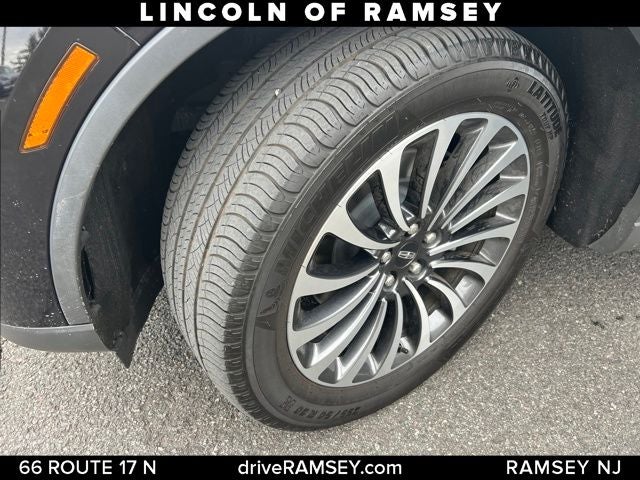 2023 Lincoln Aviator Standard