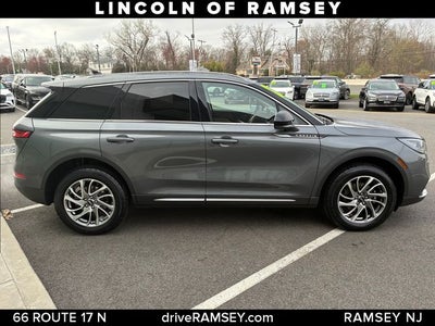2022 Lincoln Corsair Standard