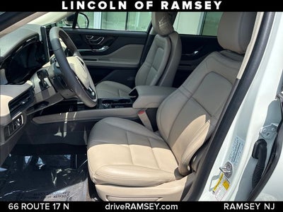 2023 Lincoln Corsair Standard