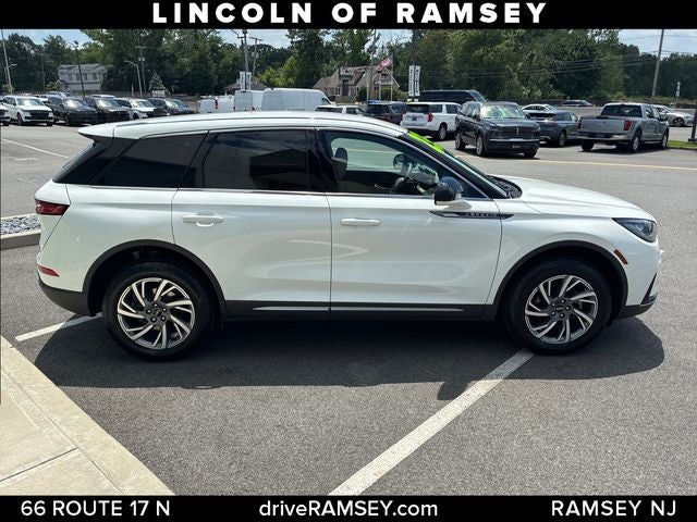 2023 Lincoln Corsair Standard
