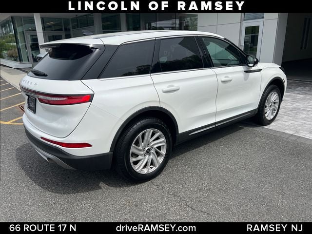 2023 Lincoln Corsair Standard