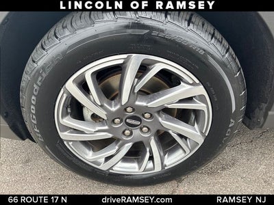 2023 Lincoln Corsair Standard