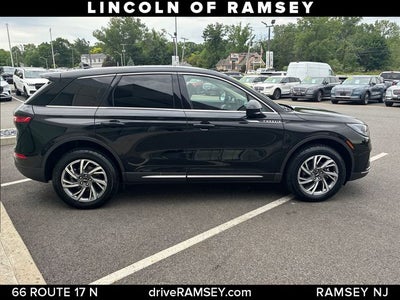 2023 Lincoln Corsair Standard