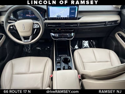 2023 Lincoln Corsair Standard