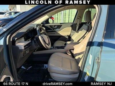 2023 Lincoln Corsair Standard