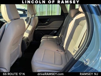 2023 Lincoln Corsair Standard