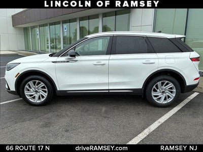 2023 Lincoln Corsair Standard