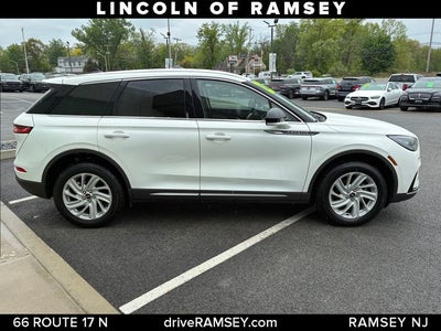 2023 Lincoln Corsair Standard