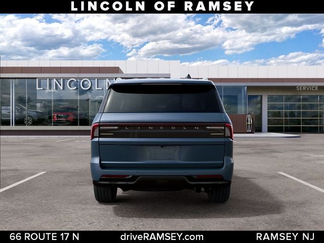 2027 Lincoln Navigator Reserve