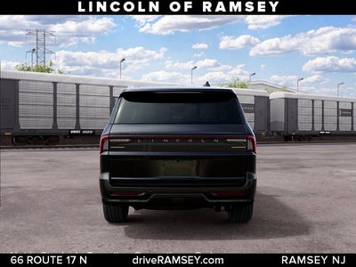 2027 Lincoln Navigator Reserve