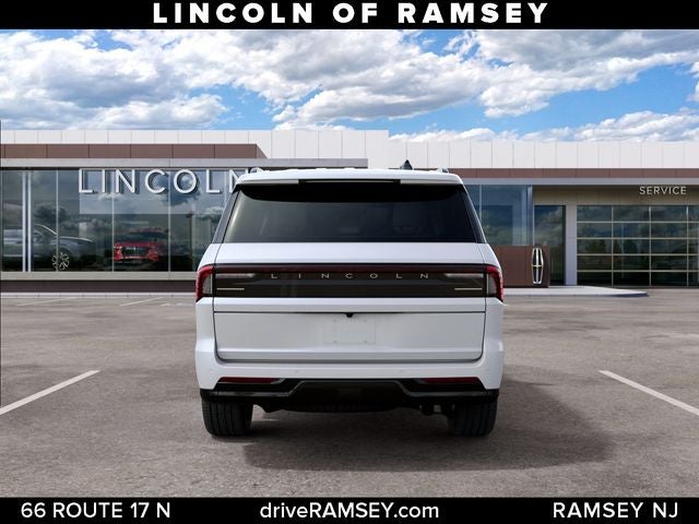 2027 Lincoln Navigator Reserve