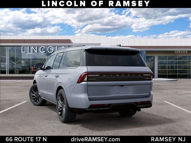 2027 Lincoln Navigator Reserve