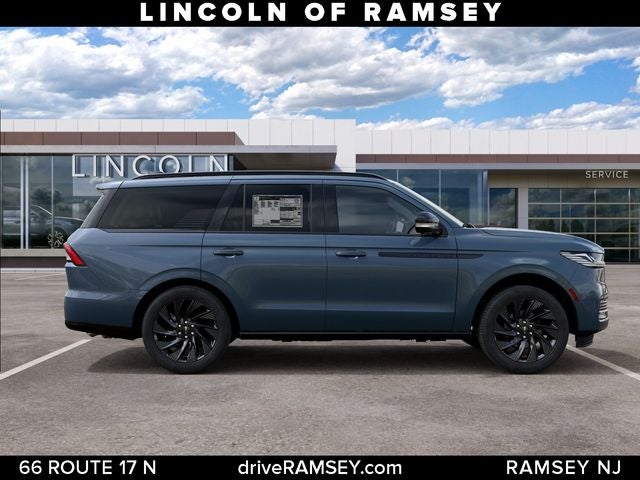 2027 Lincoln Navigator Reserve